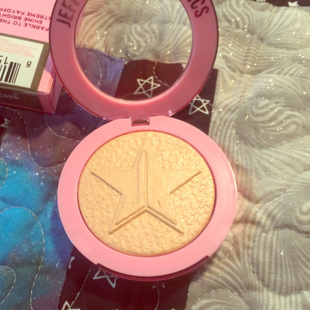 Jeffree Star Supreme Frost